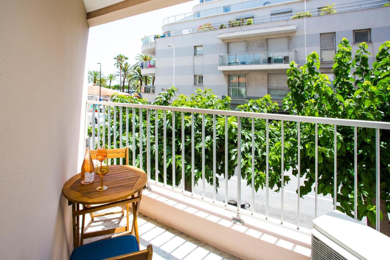 Romantic Sea View Studio, Steps Away From The Beach Antibes Esterno foto